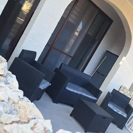 Dreamview Apartment Qala